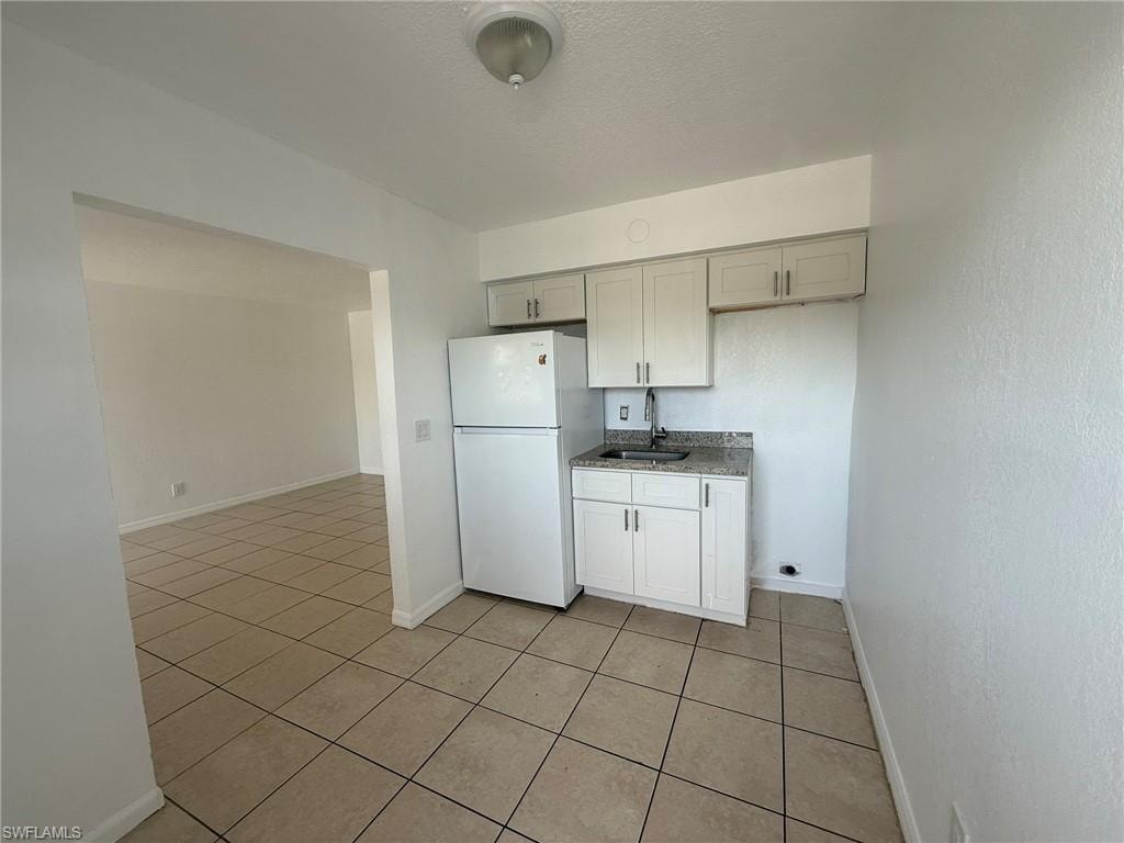 2452 Stella ST 101 photo 8