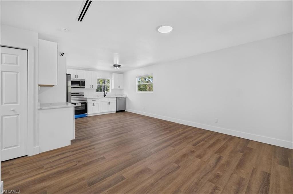 28060 Chrysalis DR photo 11