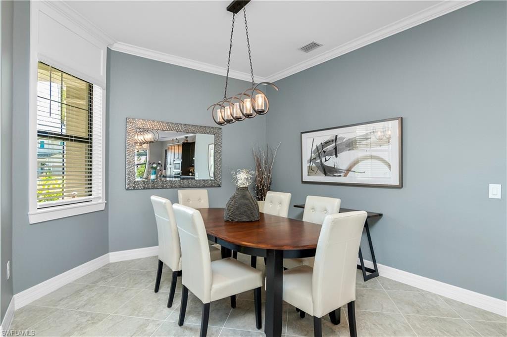 17438 Cabrini WAY photo 12