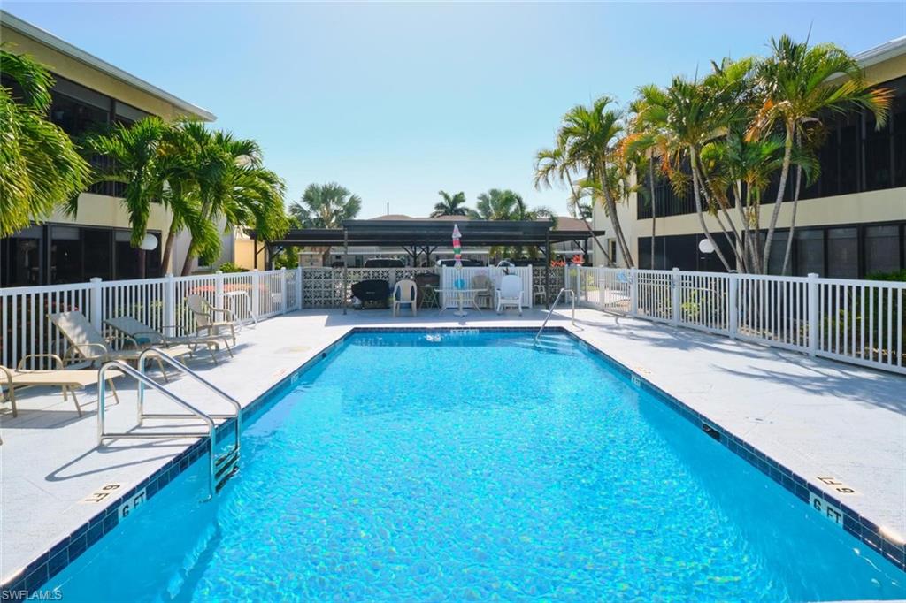 Large Community Pool