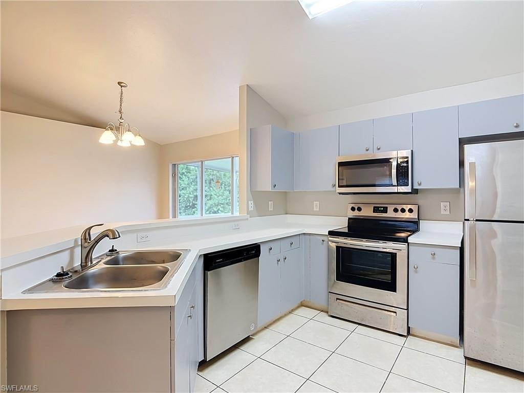 2928 18th ST SW photo 8
