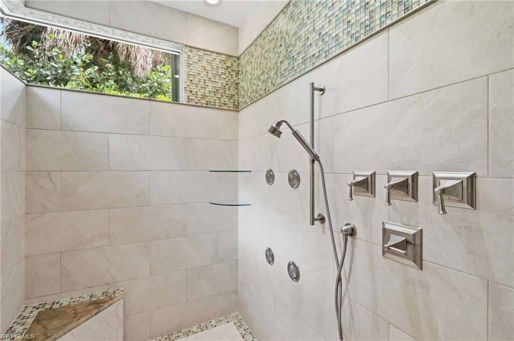 12303 Colliers Reserve DR photo 20