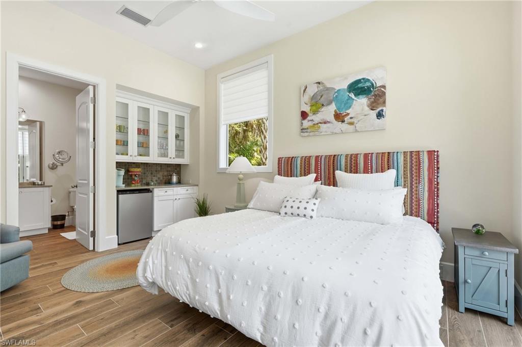 12303 Colliers Reserve DR photo 25