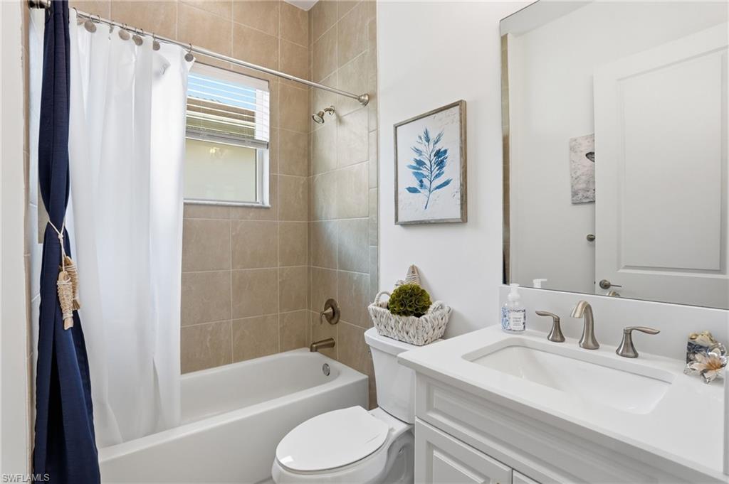 12349 Dahlia CT photo 24