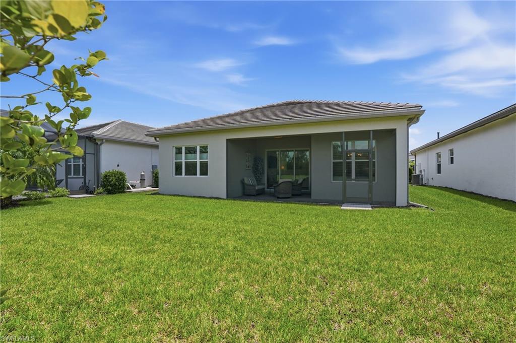 12349 Dahlia CT photo 30