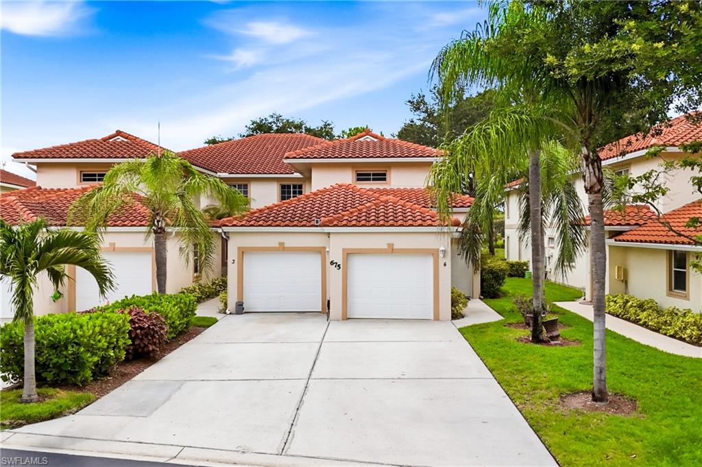 Your Florida lifestyle begins the moment you pull into the driveway.