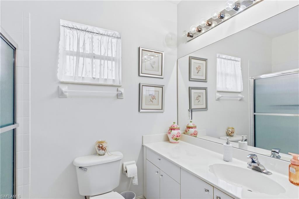 Bright and functional guest bathroom offering a comfortable space for everyday use.