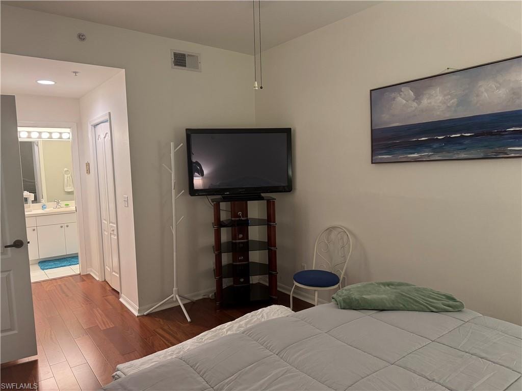 9500 Highland Woods BLVD 207 photo 14