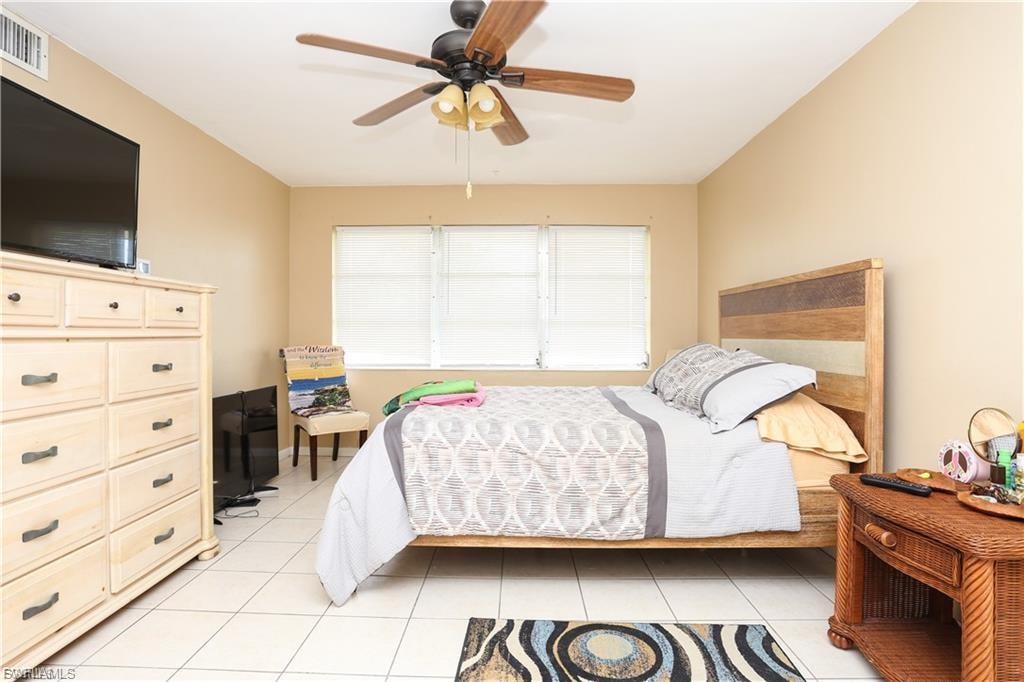 4901 Victoria DR 204 photo 14