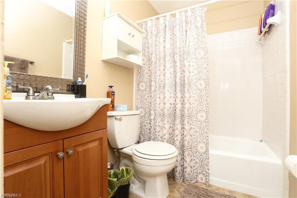 4901 Victoria DR 204 photo 11