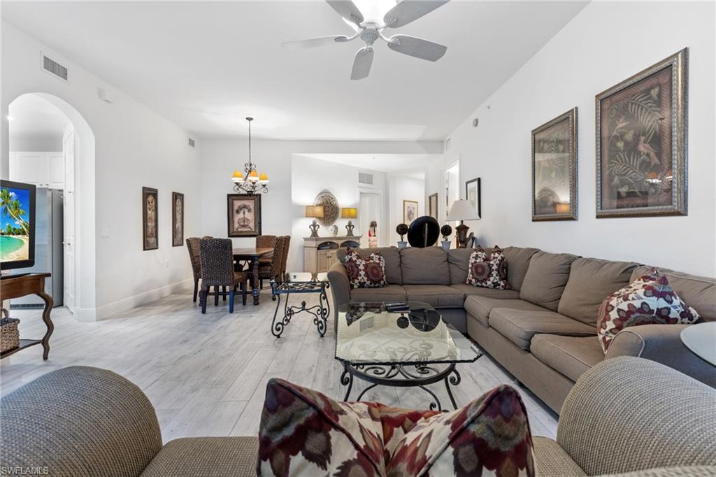9079 Cascada WAY 102 photo 6