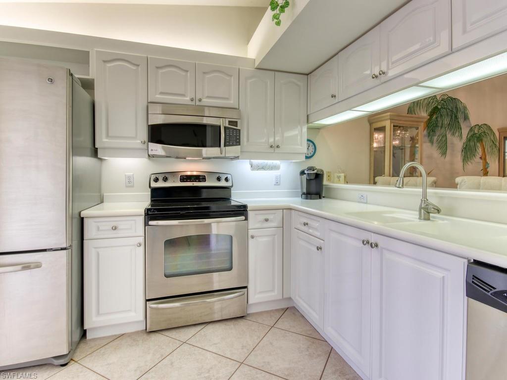 2462 Hidden Lake DR 208 photo 13