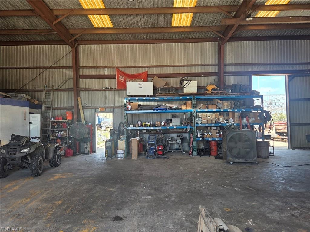 OPEN AREA OF WAREHOUSE
