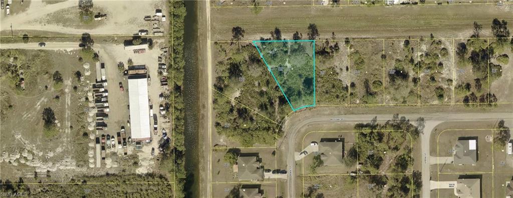 Aerial view of property's location featuring property boundaries highlighted