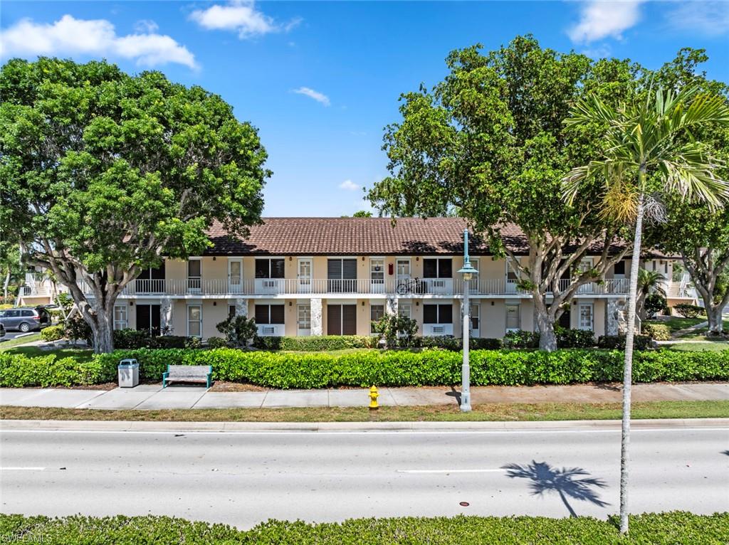 167 Collier BLVD V9 photo 16