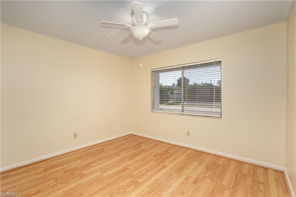 4608 SE 4th PL 6 photo 11
