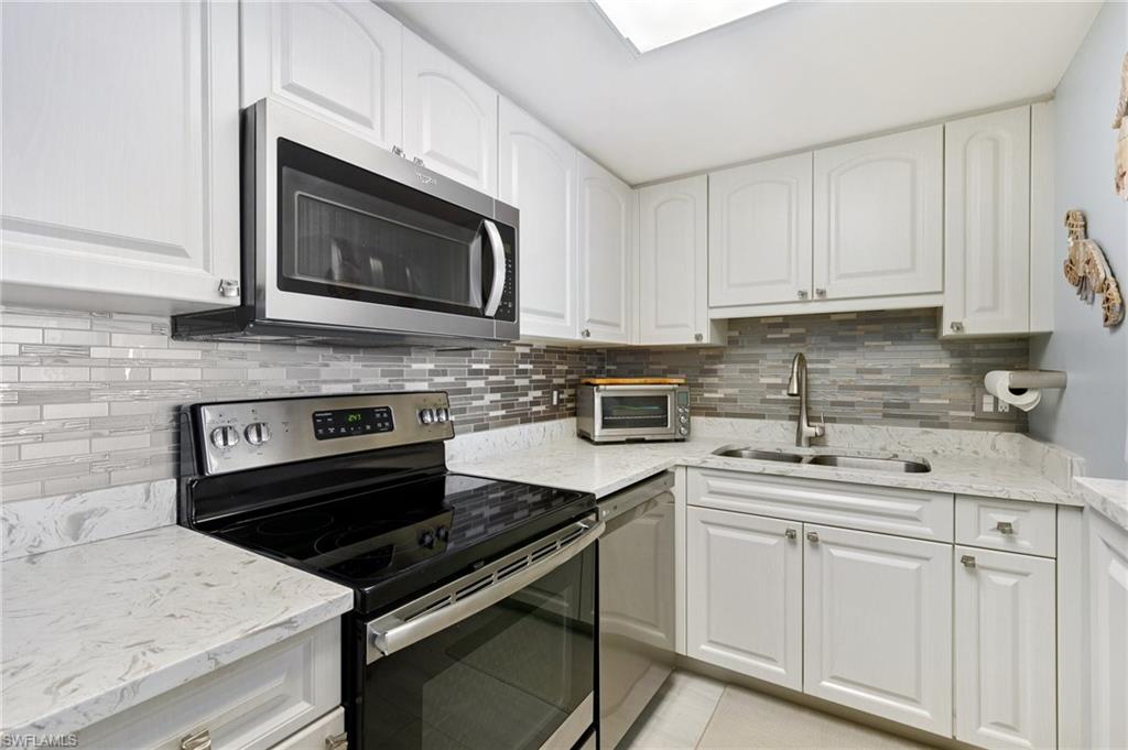 180 Seaview CT 911 photo 10