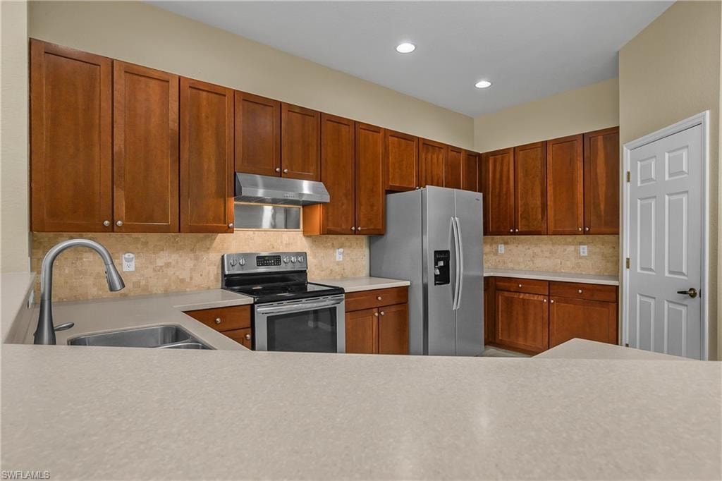 21048 Cosenza CT photo 12