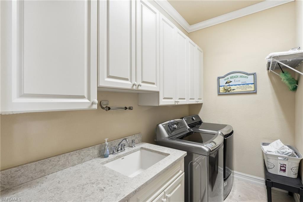 1621 Almeria CT photo 31