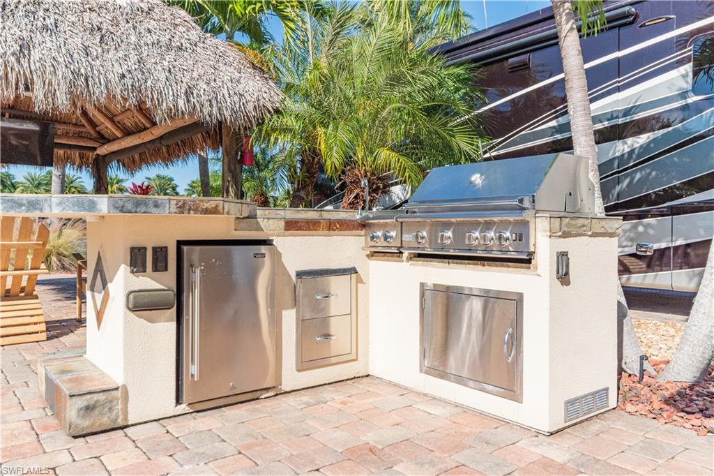 5216 Pineland Daisy TRL photo 8