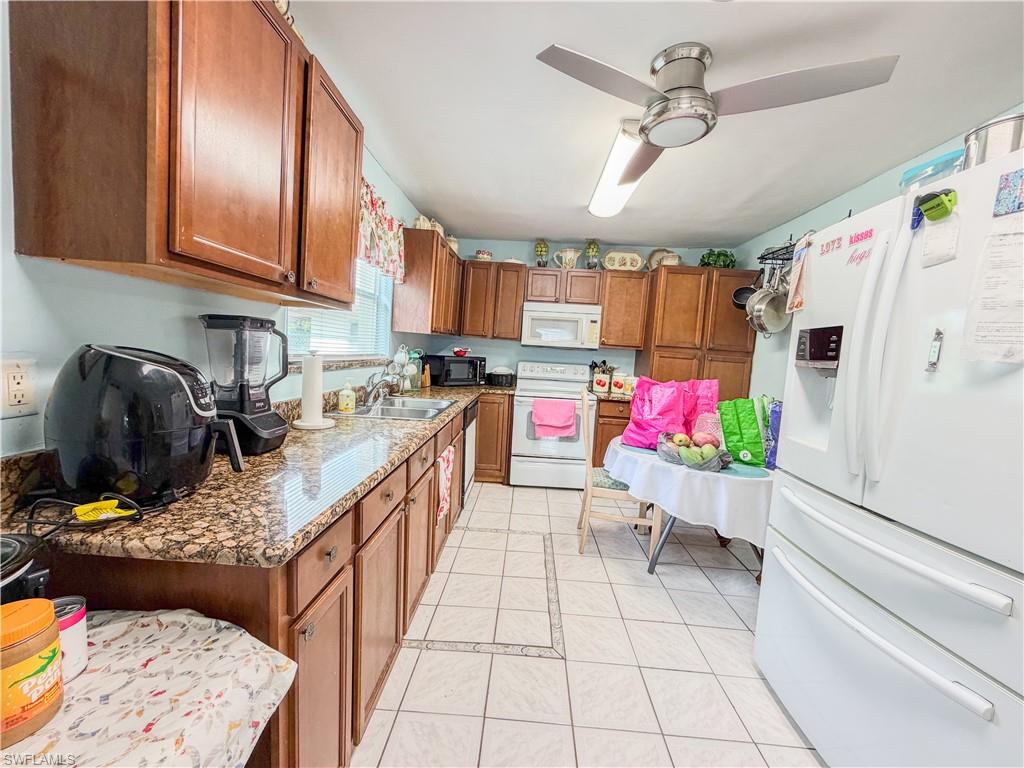 4000 Outer DR photo 8