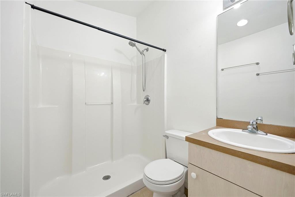 1302-1304 NE 16th TER photo 10
