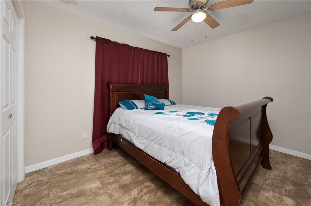 4212 SE 19th PL A photo 13