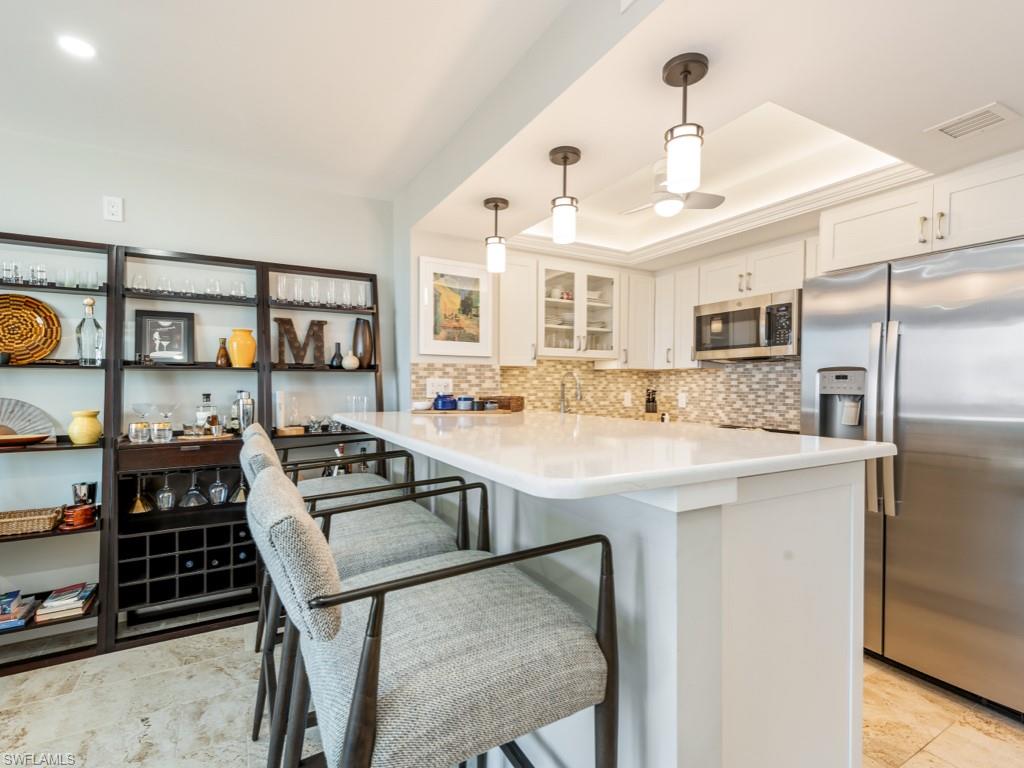 180 Seaview CT 504