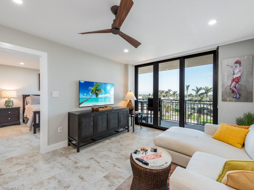 180 Seaview CT 504 photo 8