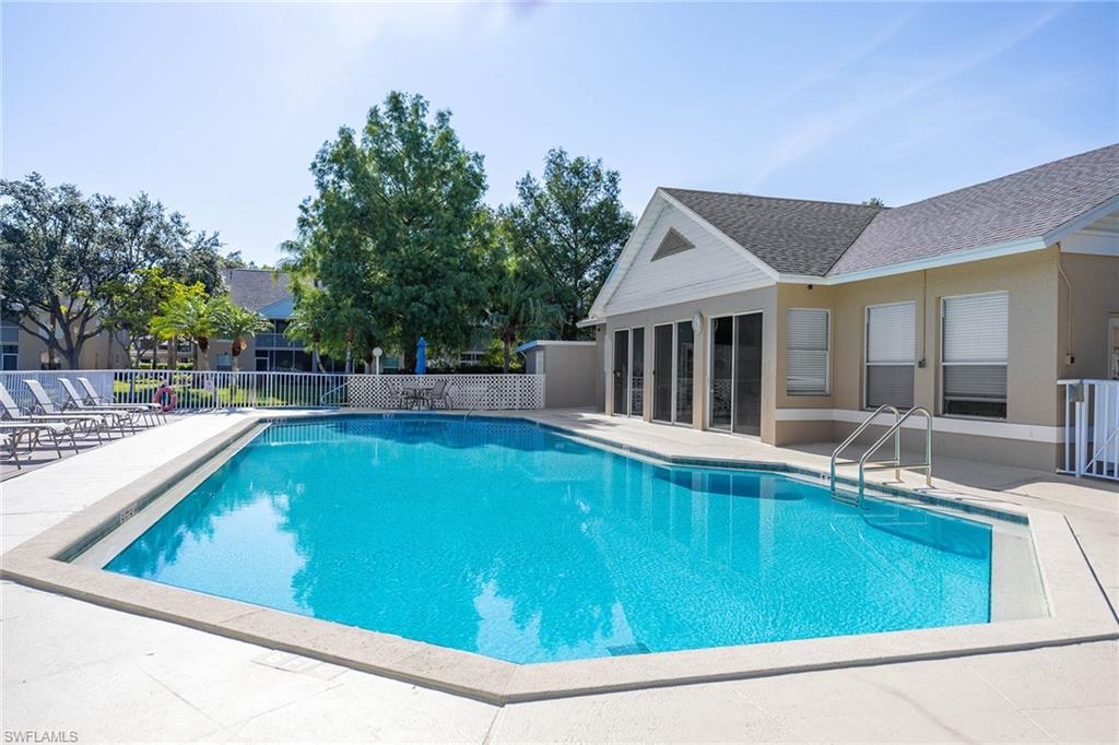 138 Pebble Shores DR 201 photo 26