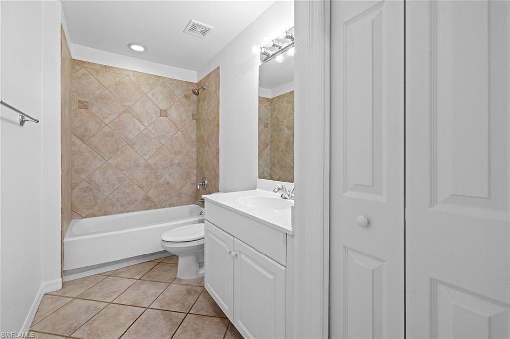 3157 Carriage CIR photo 17