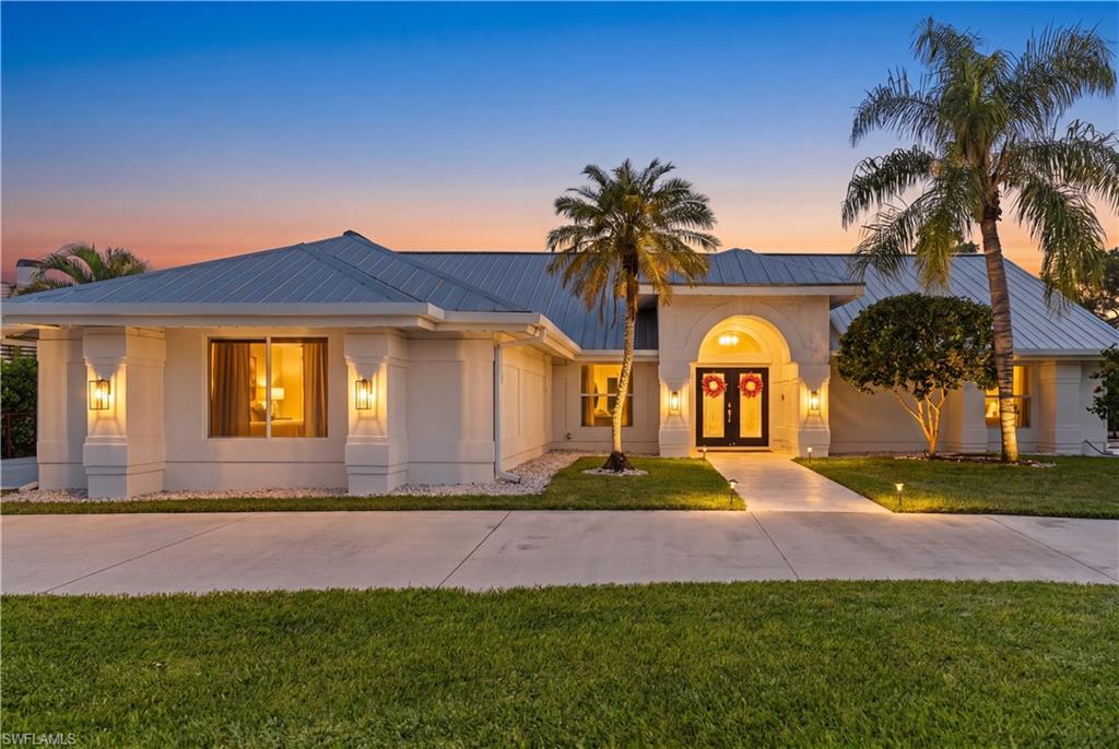 245 Monterey DR