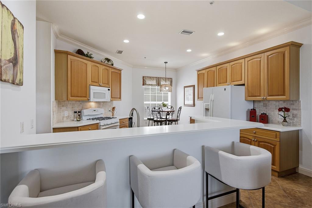9243 Tesoro LN 103