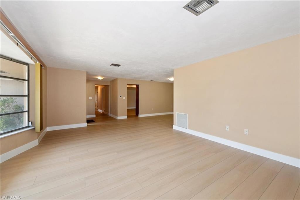 1442 Woodwind CT photo 6