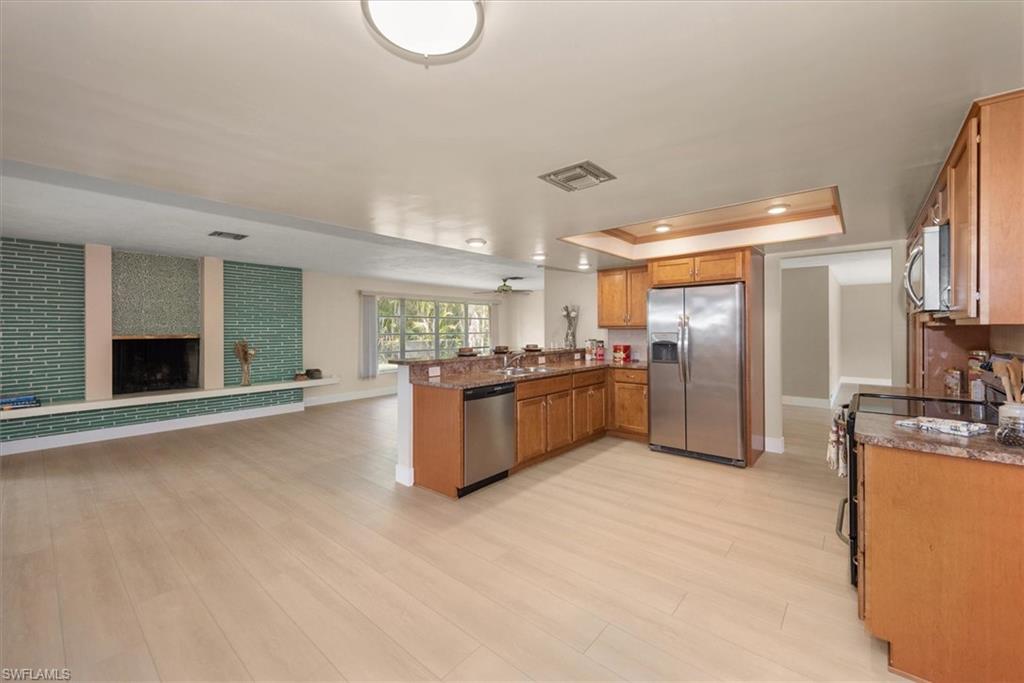 1442 Woodwind CT photo 13