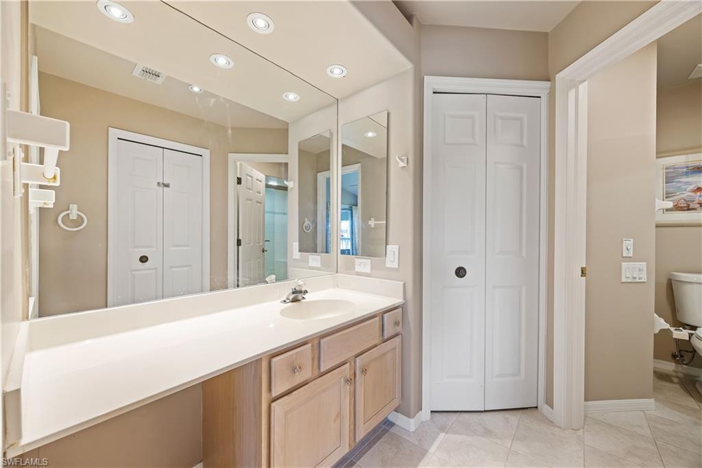 13611 Worthington WAY 1310 photo 17
