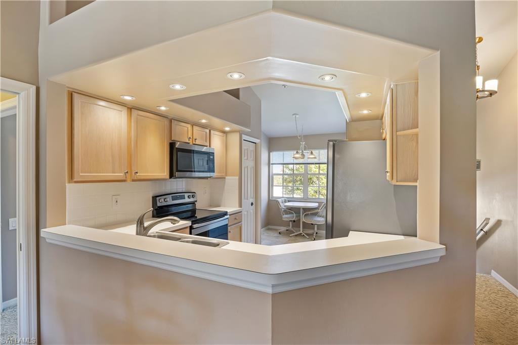 13611 Worthington WAY 1310 photo 10