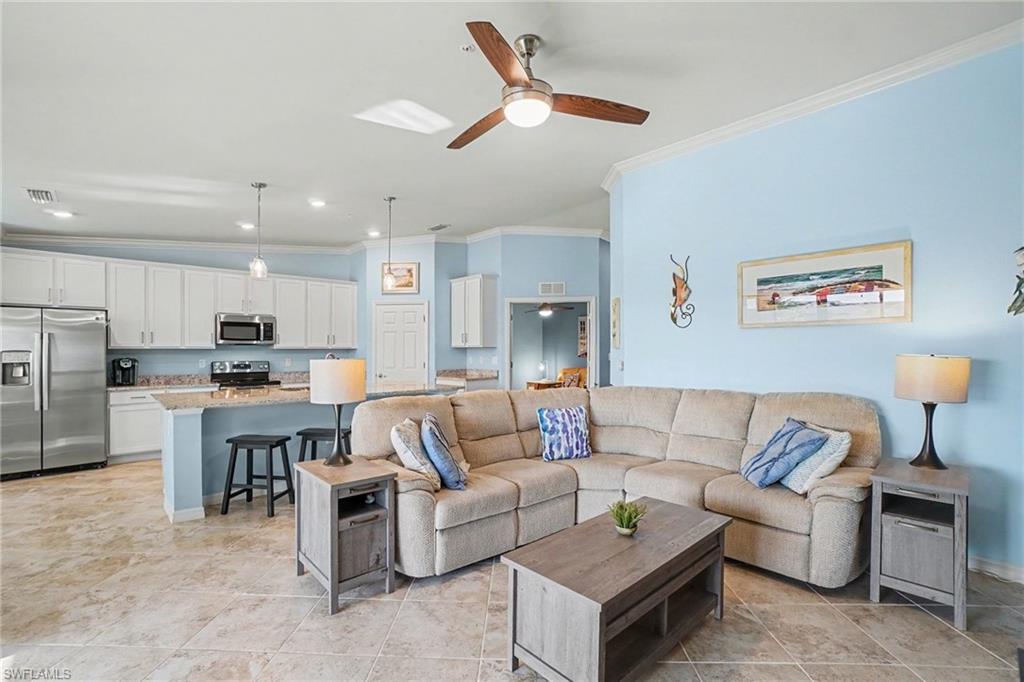 43051 Greenway BLVD 823 photo 8