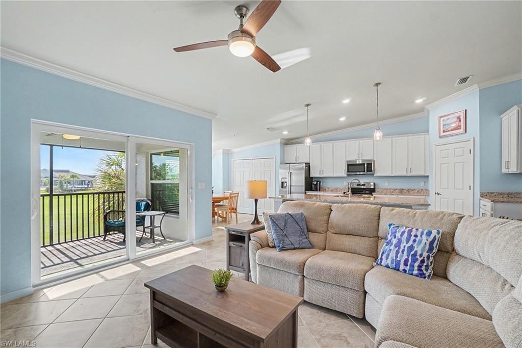 43051 Greenway BLVD 823 photo 9
