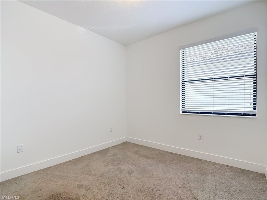 5669 Cerva LN photo 7