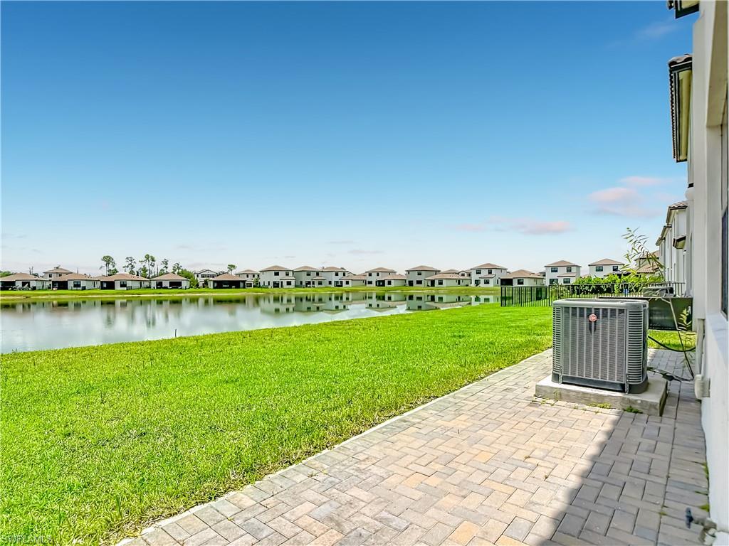5669 Cerva LN photo 14