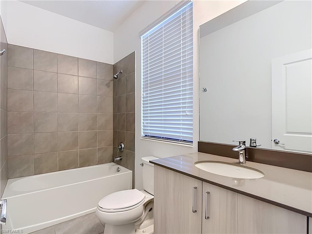 5669 Cerva LN photo 8
