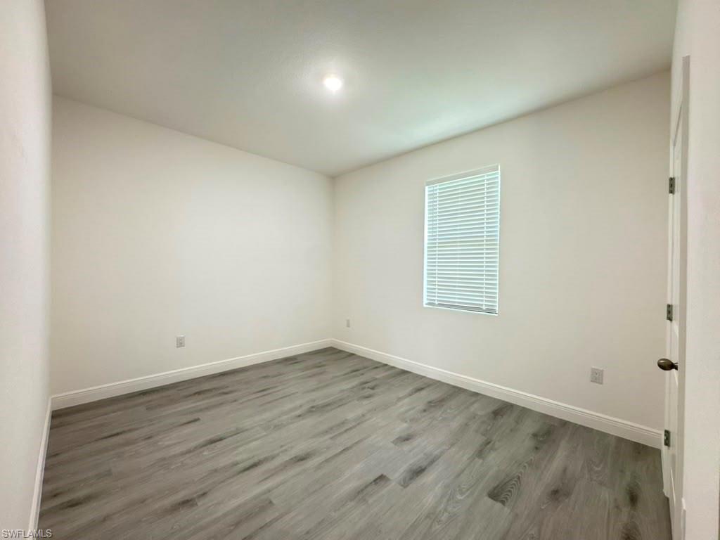 537 GREENBRIAR BLVD photo 10
