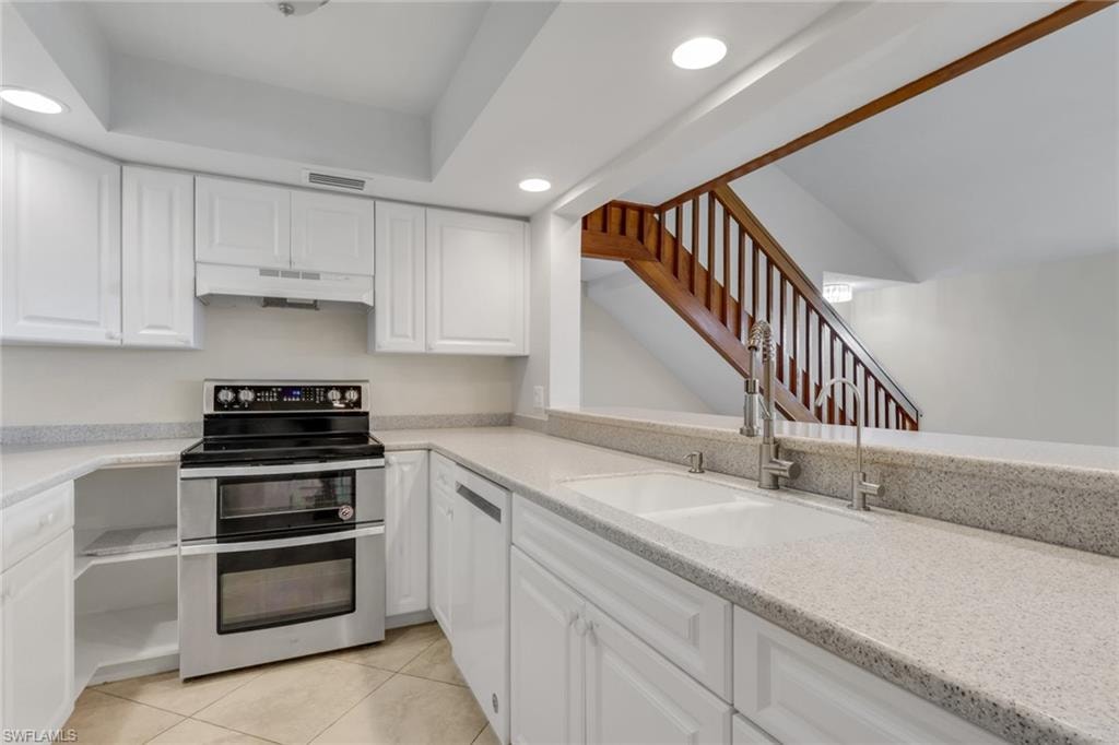 3400 Timberwood CIR photo 12