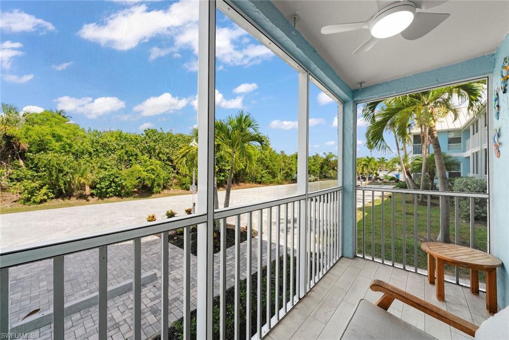 SCREENED IN PATIO