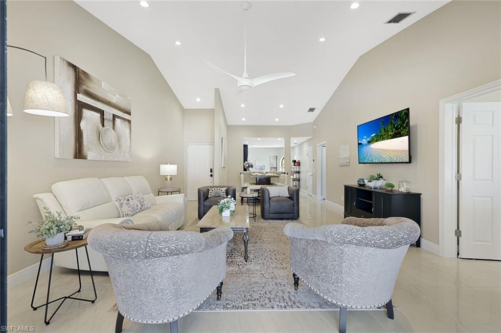 613 Serendipity DR 613 photo 16