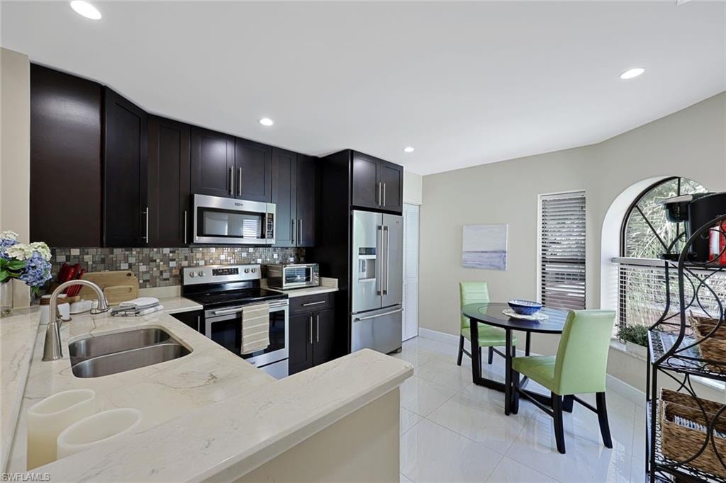 613 Serendipity DR 613 photo 14