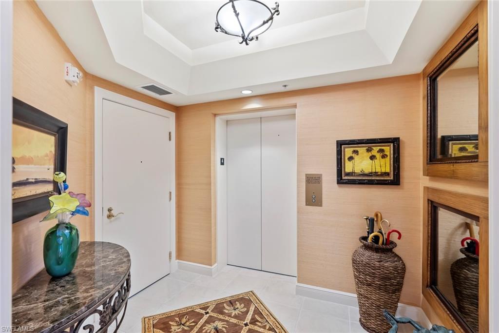 1060 Borghese LN 403