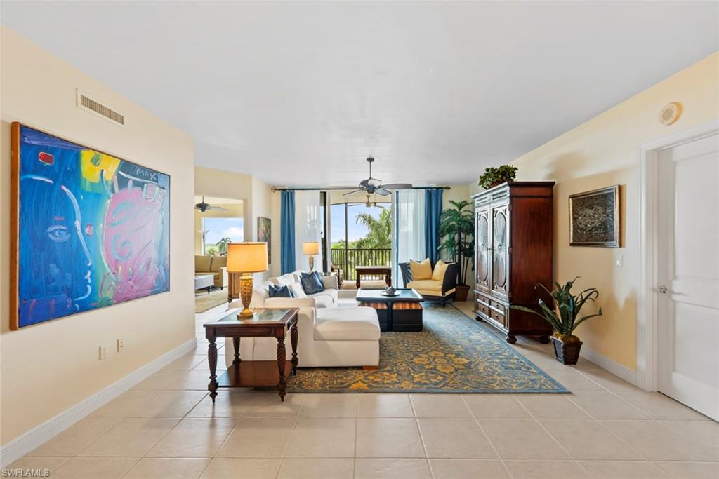 1060 Borghese LN 403 photo 10