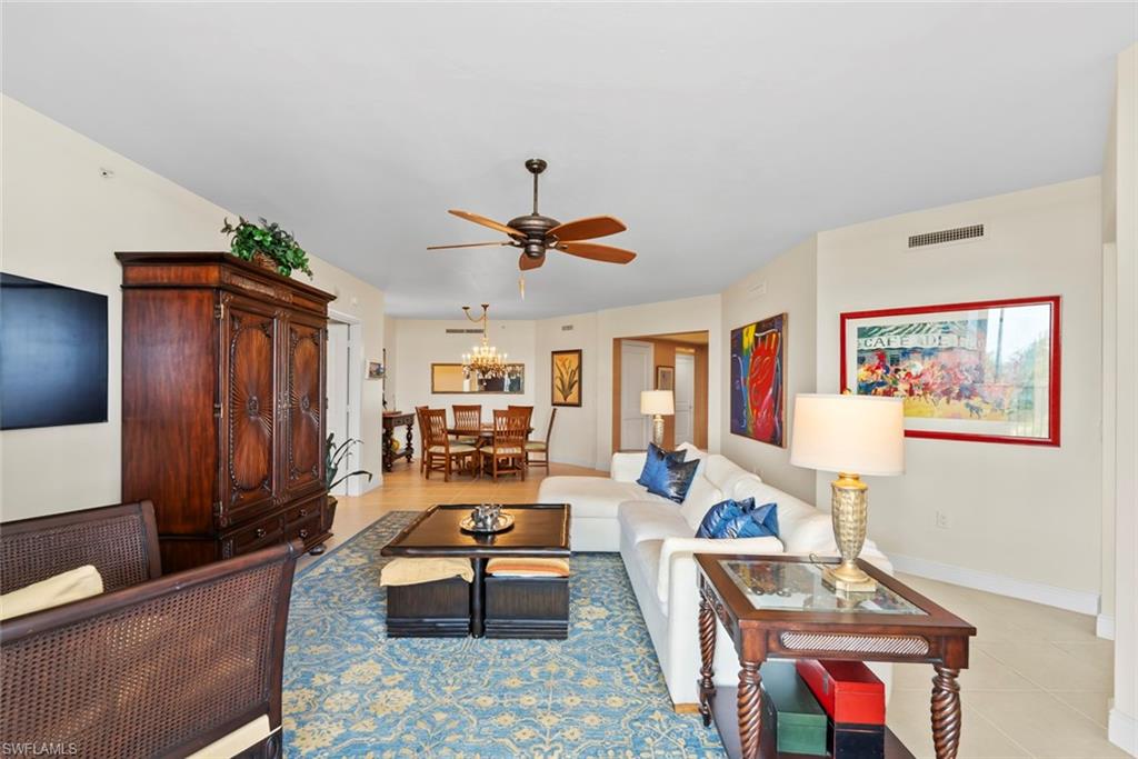 1060 Borghese LN 403 photo 8